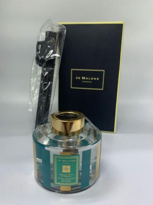 Jo Malone English Pear & Freesia Scent Surround Diffuser - Image 7