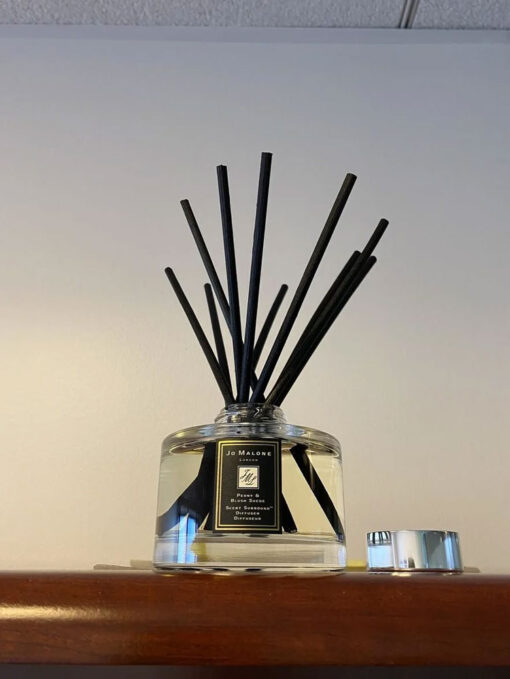 Jo Malone Peony & Blush Suede Scent Surround Diffuser - Image 5